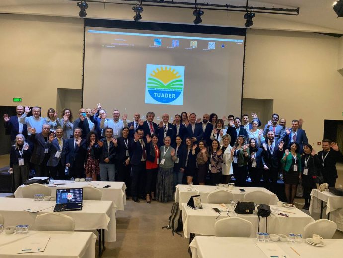 MTCON Aile fotoğrafı